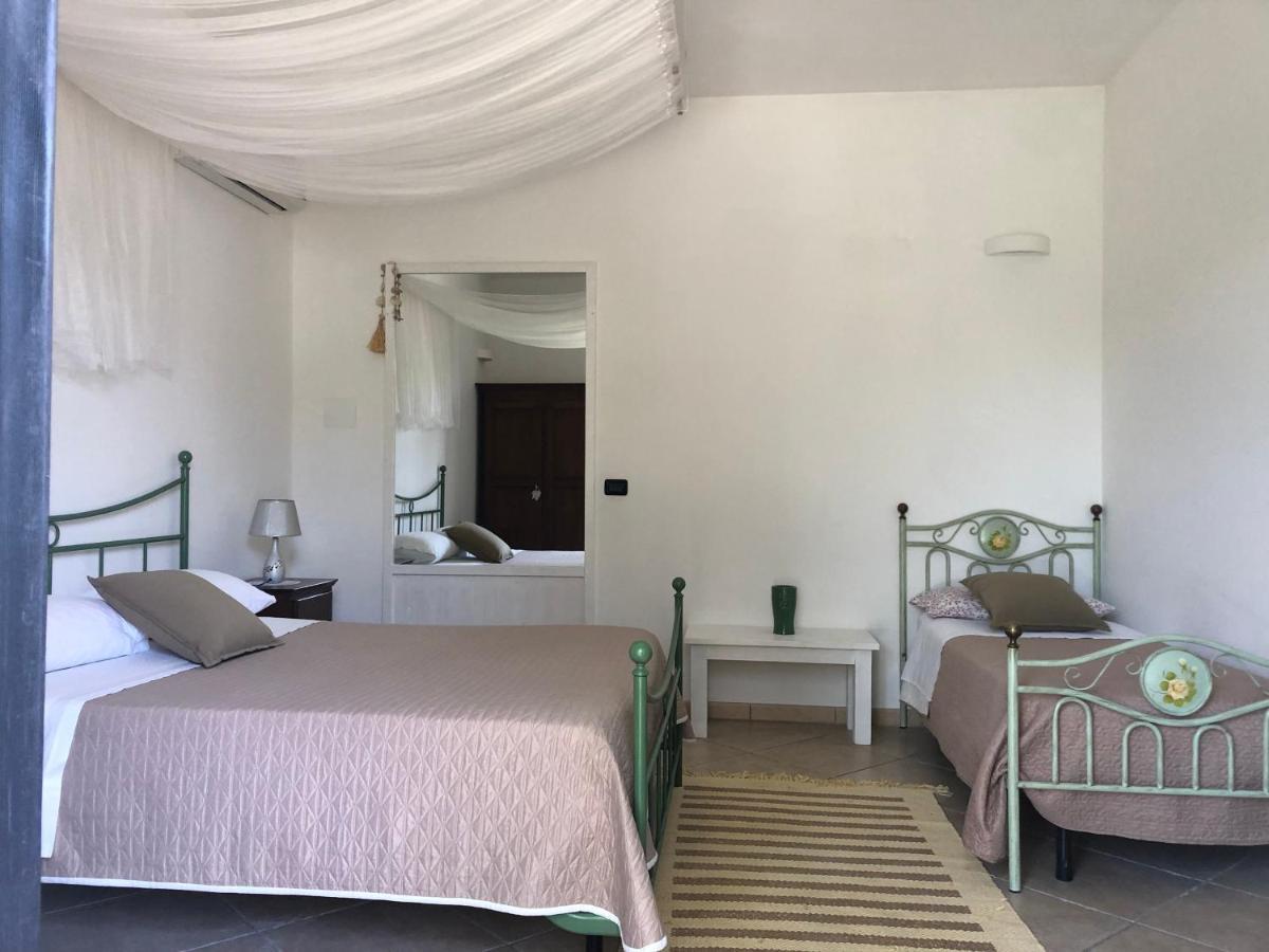 B&B Tenuta La Cornula San Donato di Lecce Exterior foto