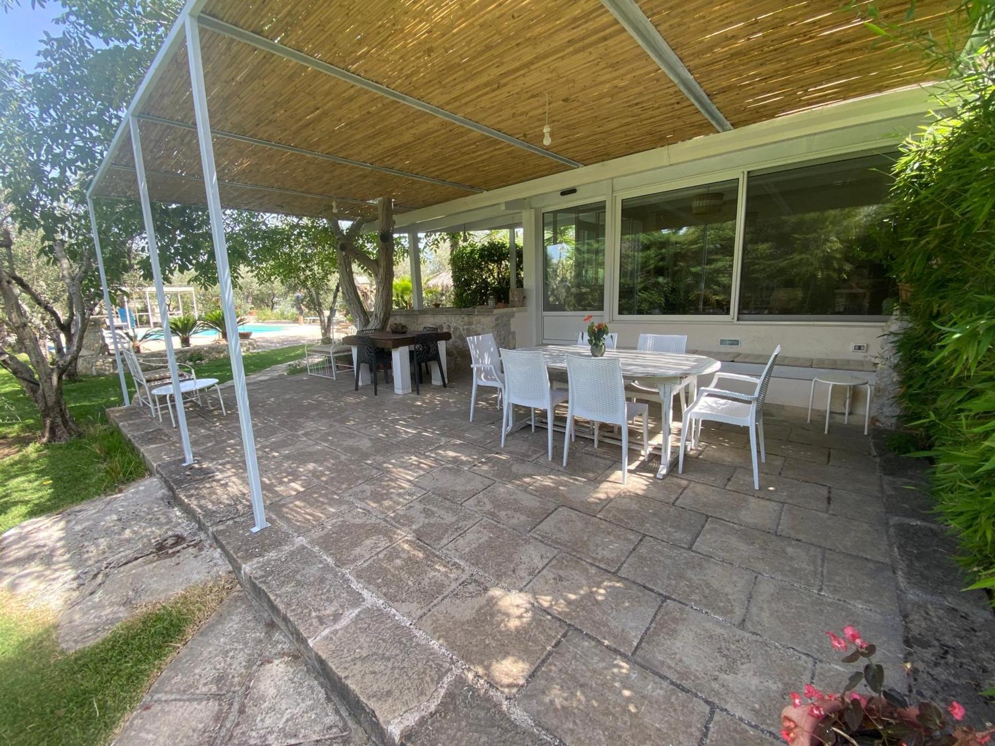 B&B Tenuta La Cornula San Donato di Lecce Exterior foto